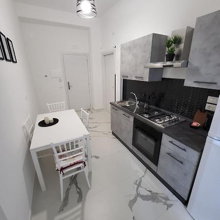Newlife 815 Holiday Home Black Mercato San Severino Dış mekan fotoğraf